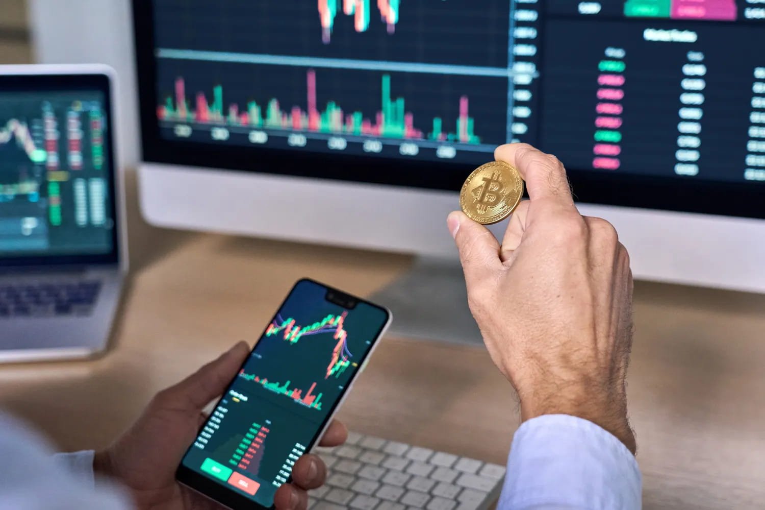 Essential Features for Altcoin Tax Software
